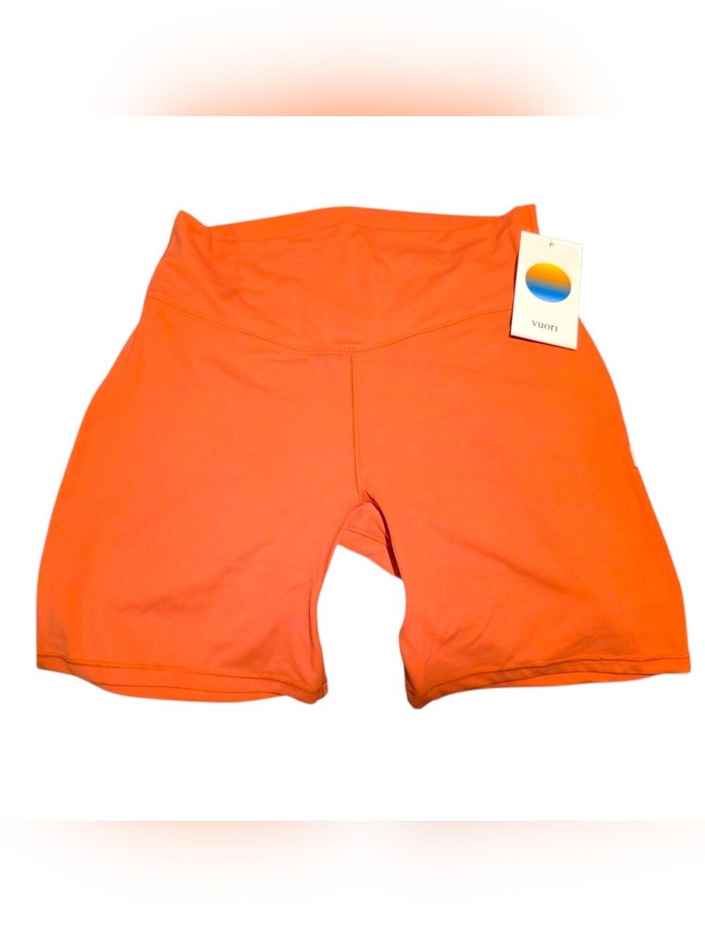 NWT Vuori AllTheForm Shorts 6"